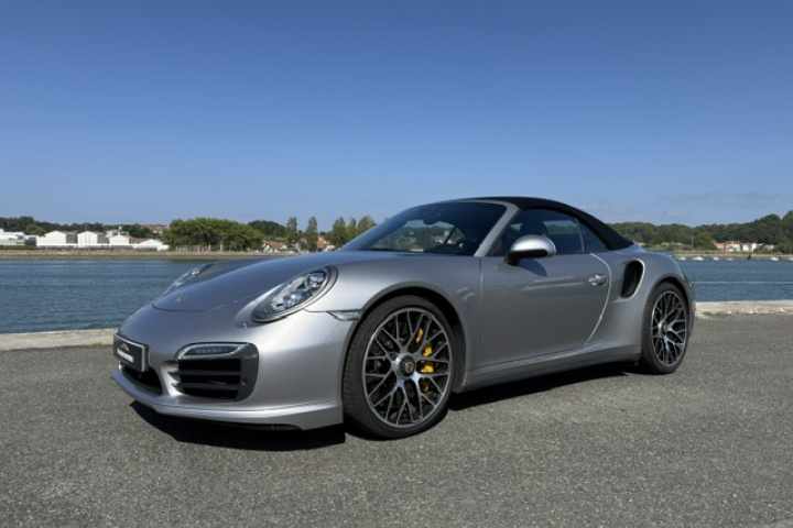 PORSCHE 911 TURBO CABRIOLET